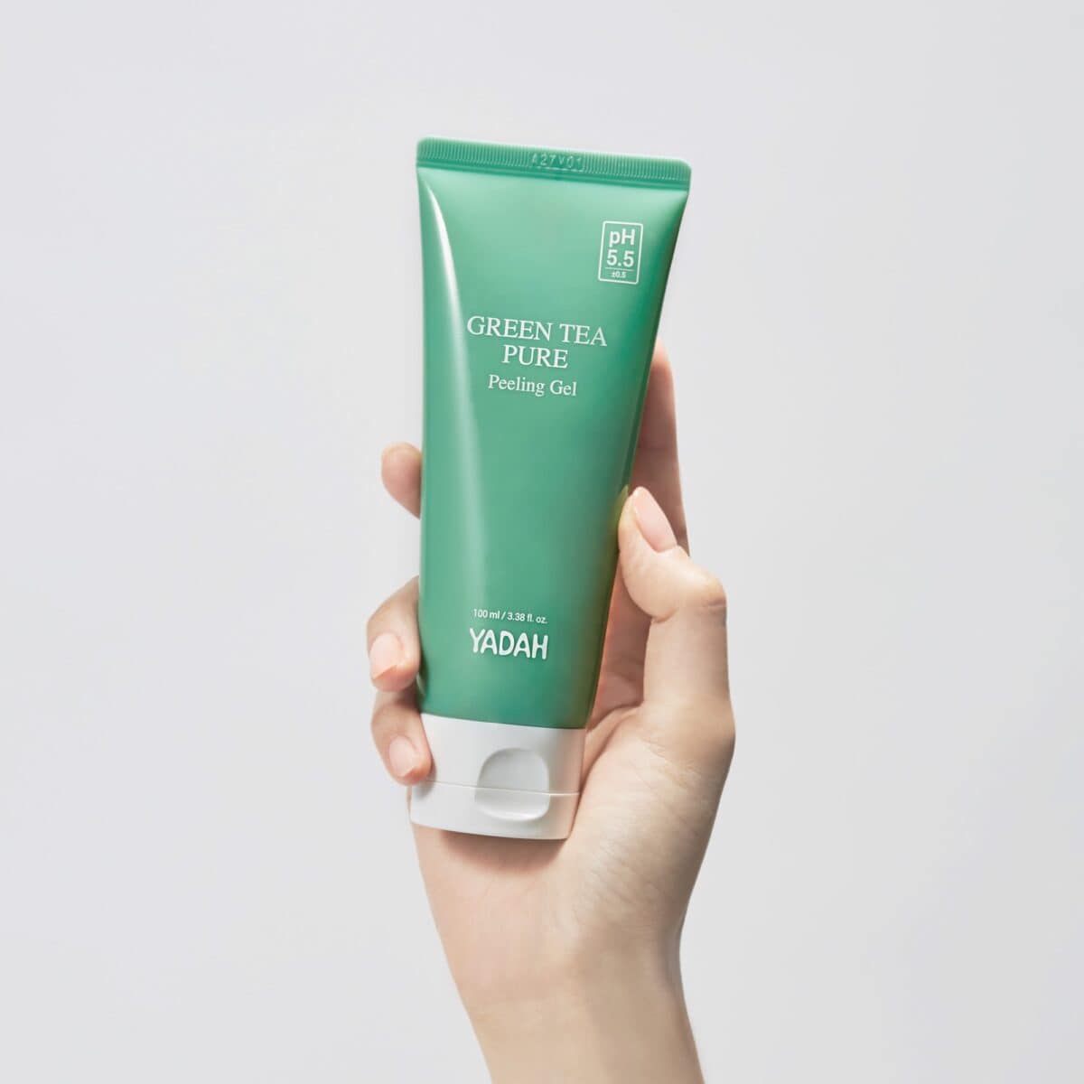 YADAH Green Tea Pure Peeling Gel 綠茶純淨溫和去角質凝膠 100ml - Image 2